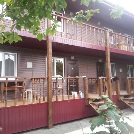 Guest House Yuzhnaya Palmira Pizunda Exterior photo